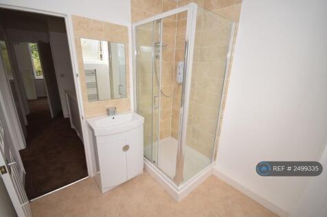 Upstairs Bathroom