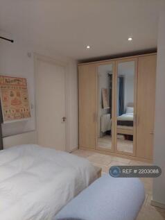Bedroom 2.1