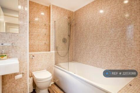 Bedroom 2 Ensuite