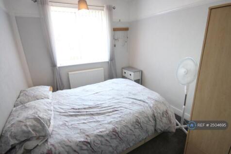 Rear Bedroom