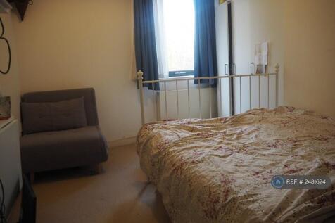 Double Bedroom 2