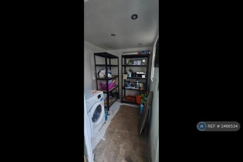 Utility /Outdoor Room