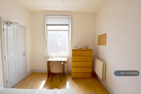Room 3 - Available 