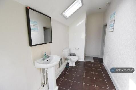 Upstairs Shower Room