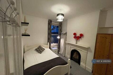 Double Bedroom 2