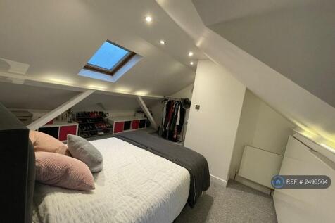 Double Bedroom 1