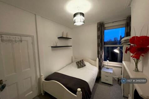 Double Bedroom 2