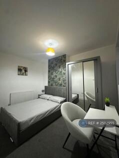 Single Room 1-£699