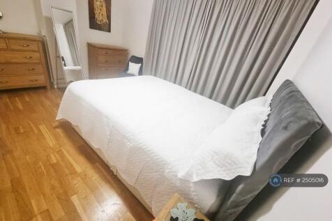 Double Bedroom Ensuite - Solid Oak Furniture
