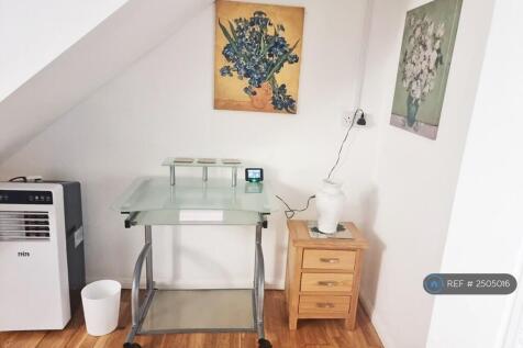Reception Study/Wfh Area