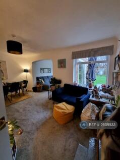 Lounge / Dining Room