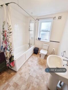 3rd Floor Bathroom With Overhead Shower