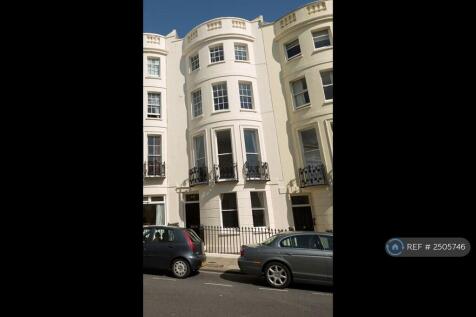 Located Between Western Rd And Brighton Beach
