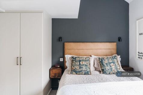 Double Bedroom 1