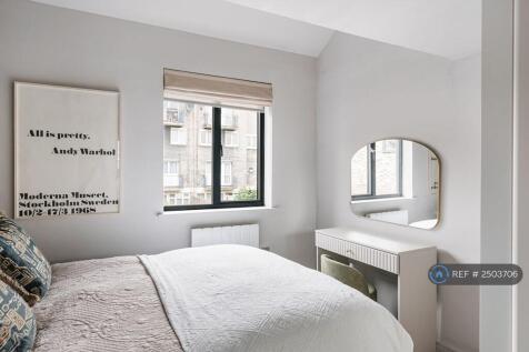 Double Bedroom 1