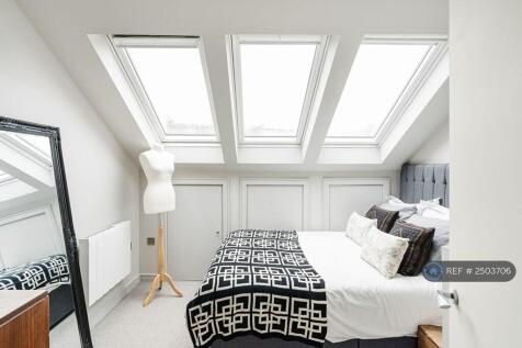 Double Bedroom 2