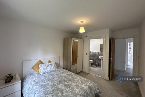 Room 1 Ensuite
