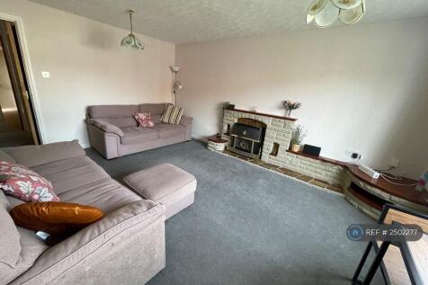 Smart Tv &amp; Licence Is Included In Rent