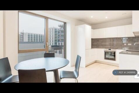 Setting Room &amp; Kitchen
