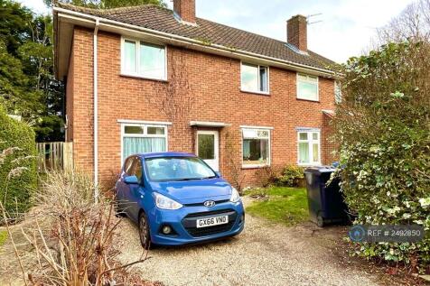 Front Of House And Drive 