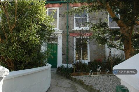 Front Of House &amp; Garden