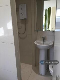 Ensuite Shower Room