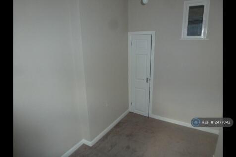 Bedroom 3 (Built In Wardrobe)