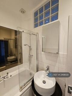 Bathroom 02