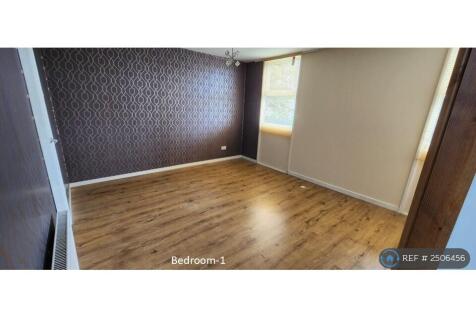 Large Double Bedroom
