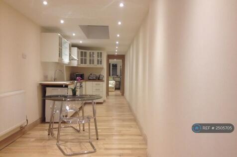 Sitting Room/Kitchen