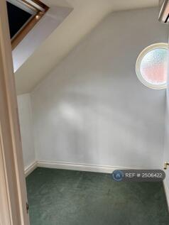 Upstairs Single Bedroom 2