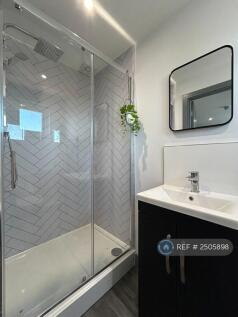 Bedroom 7 En-Suite