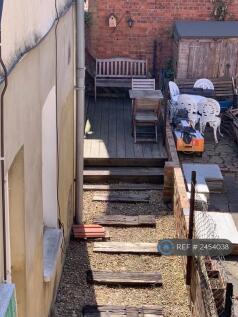 Patio/ Small Garden