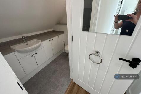 Upstairs Bathroom