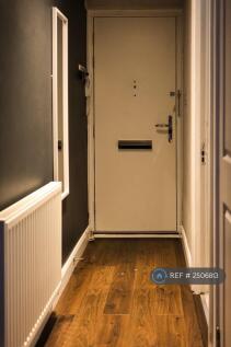 Hallway/ Entrance