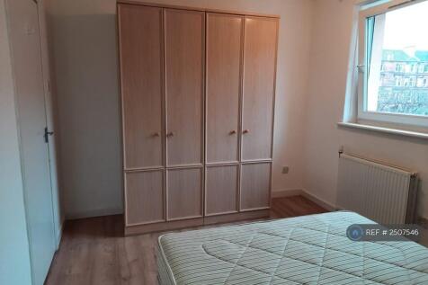 Bedroom 2 -Pine Double Wardrobe
