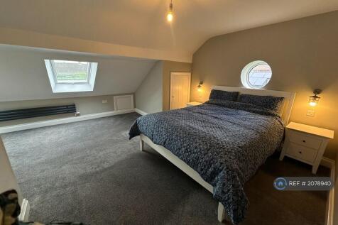 Room 4 - Alt Angle