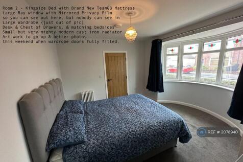 Room 2 - King Size (Shared Bathroom With 1 Room)