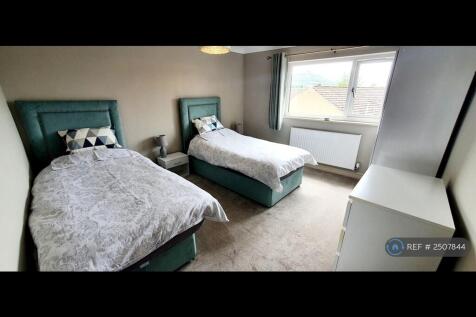 Bedroom Rear