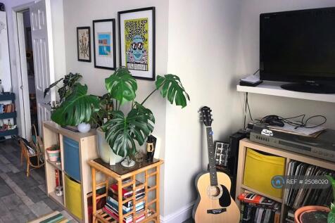 Lounge Media Corner