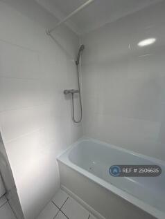 Toilet/Bathroom