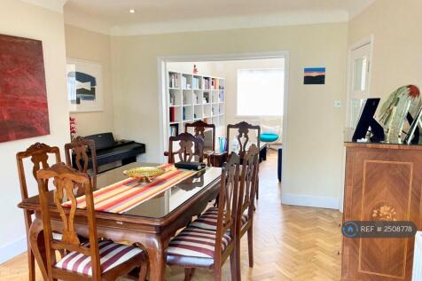 Dining Room / Living Room