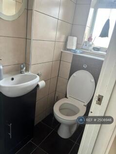 Downstairs Toilet 