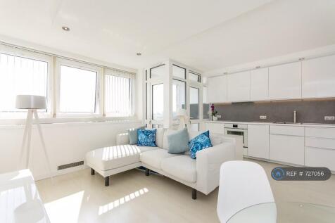 Beautifull Open Plan Lounge 