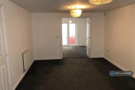 Living Room Ph(4)