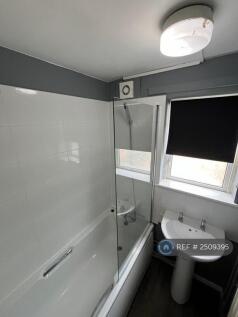 Bathroom (Refurbished)