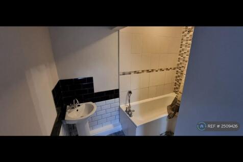 Downstairs Bathroom 