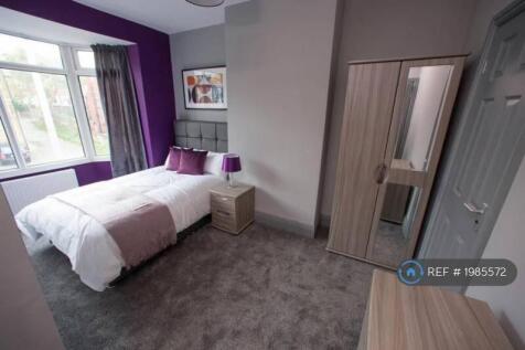 Let Large Double Room With En-Suite