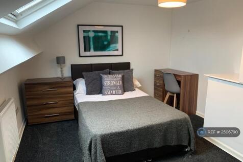 Room 6 Available 