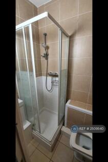 Flat 1 Bathroom 